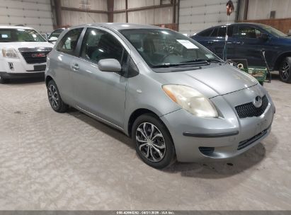 Photo TOYOTA yaris  .