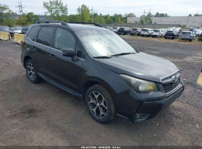 Photo SUBARU forester 2.0xt touring.