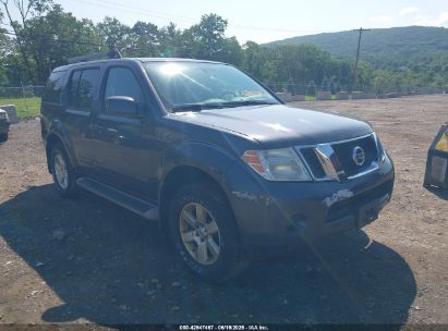 Photo NISSAN pathfinder sv.