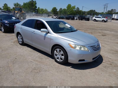 Photo TOYOTA camry le.