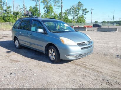 Photo TOYOTA sienna xle.
