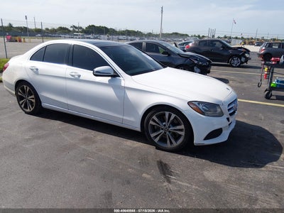 Photo MERCEDES-BENZ c 300  .