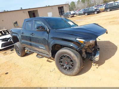 Photo TOYOTA tacoma sr5.