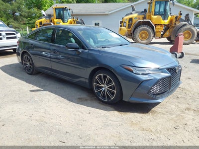 Photo TOYOTA avalon touring.