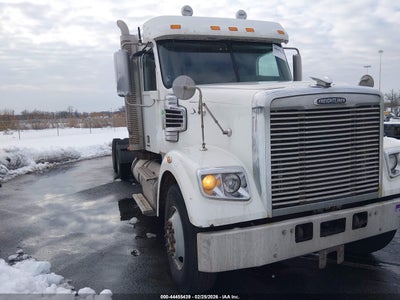 Photo FREIGHTLINER 122sd  .