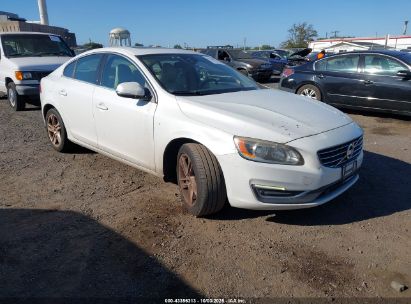 Photo VOLVO s60 t5 platinum.