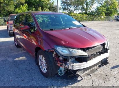 Photo CHRYSLER pacifica touring.