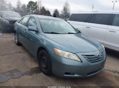 Photo TOYOTA camry le.