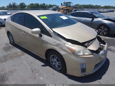 Photo TOYOTA prius two.