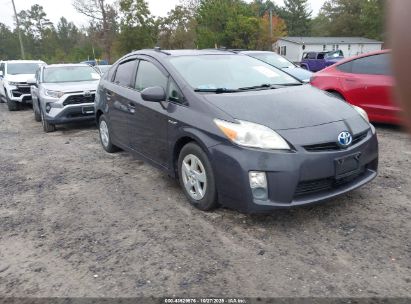 Photo TOYOTA prius three.