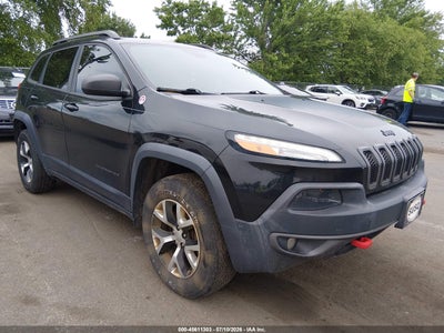 Photo JEEP cherokee trailhawk.