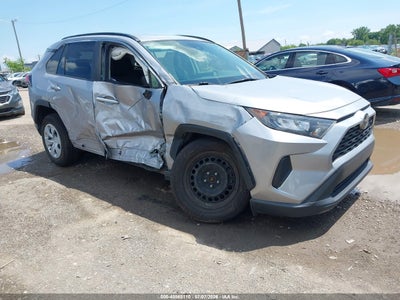 Photo TOYOTA rav4 le.
