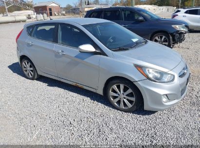 Photo HYUNDAI accent se.