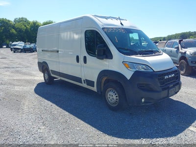 Photo RAM promaster 2500 tradesman high roof 159 wb w/pass seat.