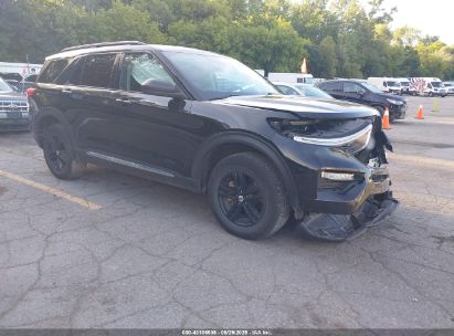 Photo FORD explorer xlt.