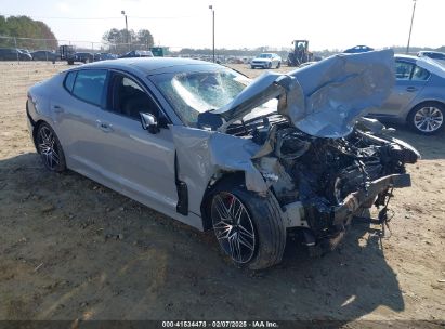 Photo KIA stinger gt2.