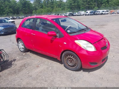 Photo TOYOTA yaris  .