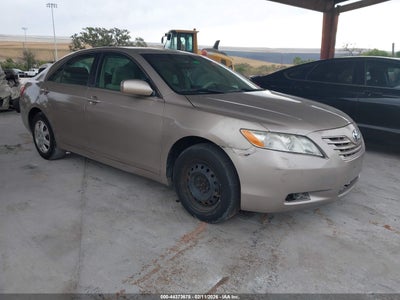 Photo TOYOTA camry  .