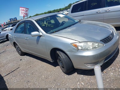 Photo TOYOTA camry le.
