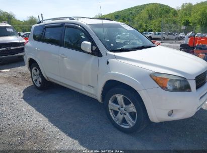 Photo TOYOTA rav4 sport.