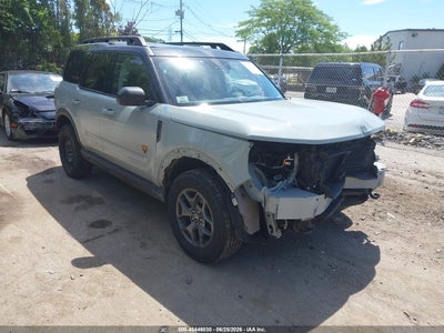 Photo FORD bronco sport badlands.