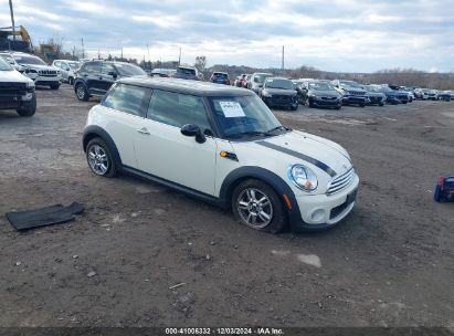 Photo MINI hardtop cooper.