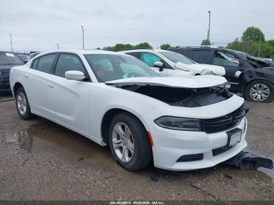 Photo DODGE charger sxt rwd.