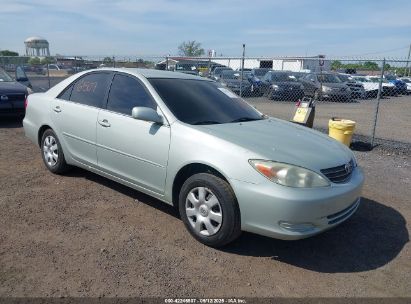 Photo TOYOTA camry le.