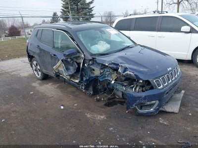 Photo JEEP compass limited 4x4.