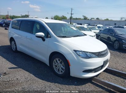 Photo CHRYSLER voyager lx.