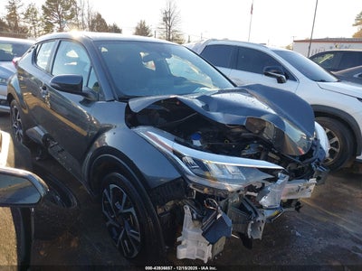 Photo TOYOTA c-hr xle.