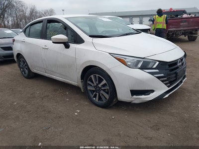 Photo NISSAN versa 1.6 sv.
