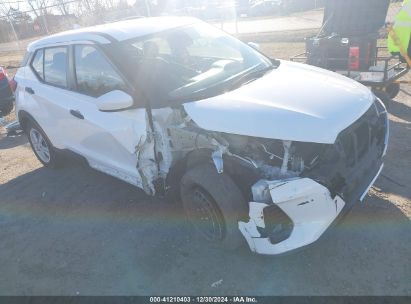 Photo NISSAN kicks s xtronic cvt.