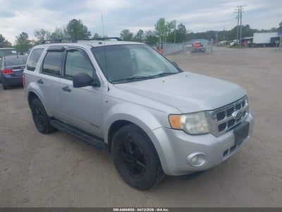 Photo FORD escape xlt.