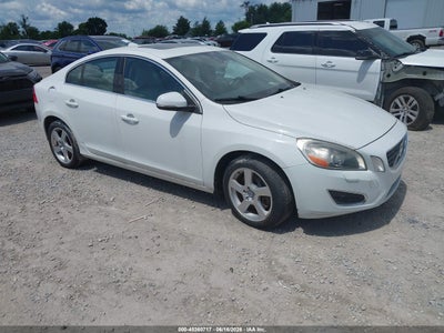 Photo VOLVO s60 t5/t5 platinum/t5 premier/t5 premier plus.