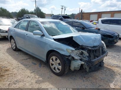 Photo TOYOTA camry le.