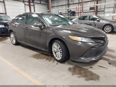 Photo TOYOTA camry xle.