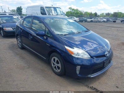 Photo TOYOTA prius two.
