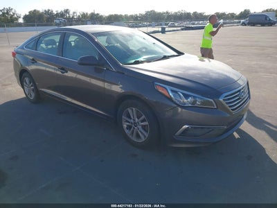 Photo HYUNDAI sonata se.