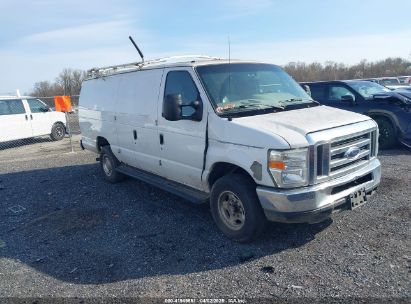 Photo FORD e-250 commercial.