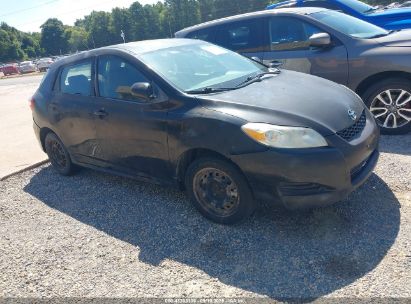 Photo TOYOTA matrix  .