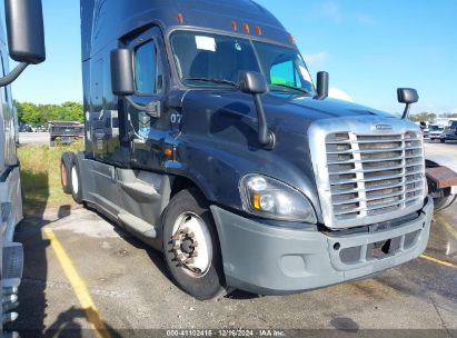 Photo FREIGHTLINER cascadia 125  .