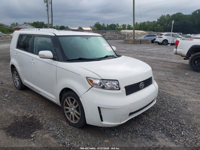 Photo SCION xb  .