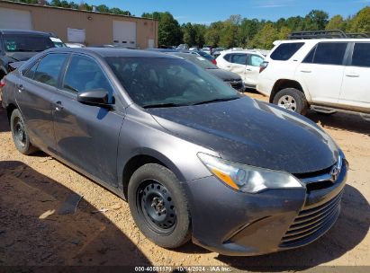 Photo TOYOTA camry le.