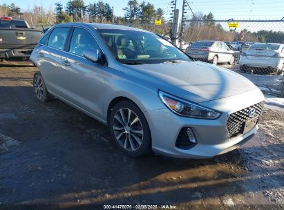 Photo HYUNDAI elantra gt  .