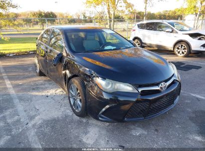 Photo TOYOTA camry se.