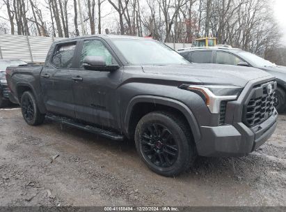 Photo TOYOTA tundra sr5.