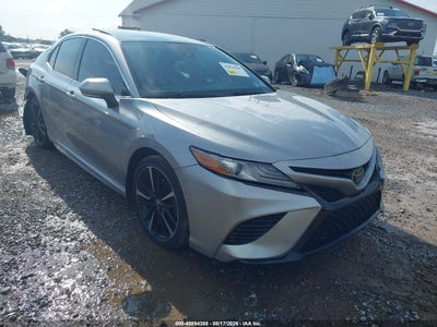 Photo TOYOTA camry xse.