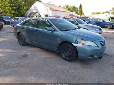 Photo TOYOTA camry le.