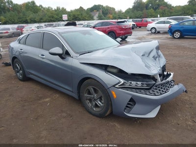 Photo KIA k5 lx.